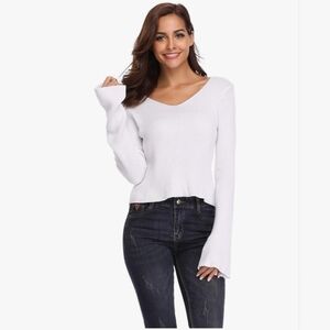 Arjungo Women's Long Bell Sleeve Crop Sweater Top Knitted V Neck Pullover